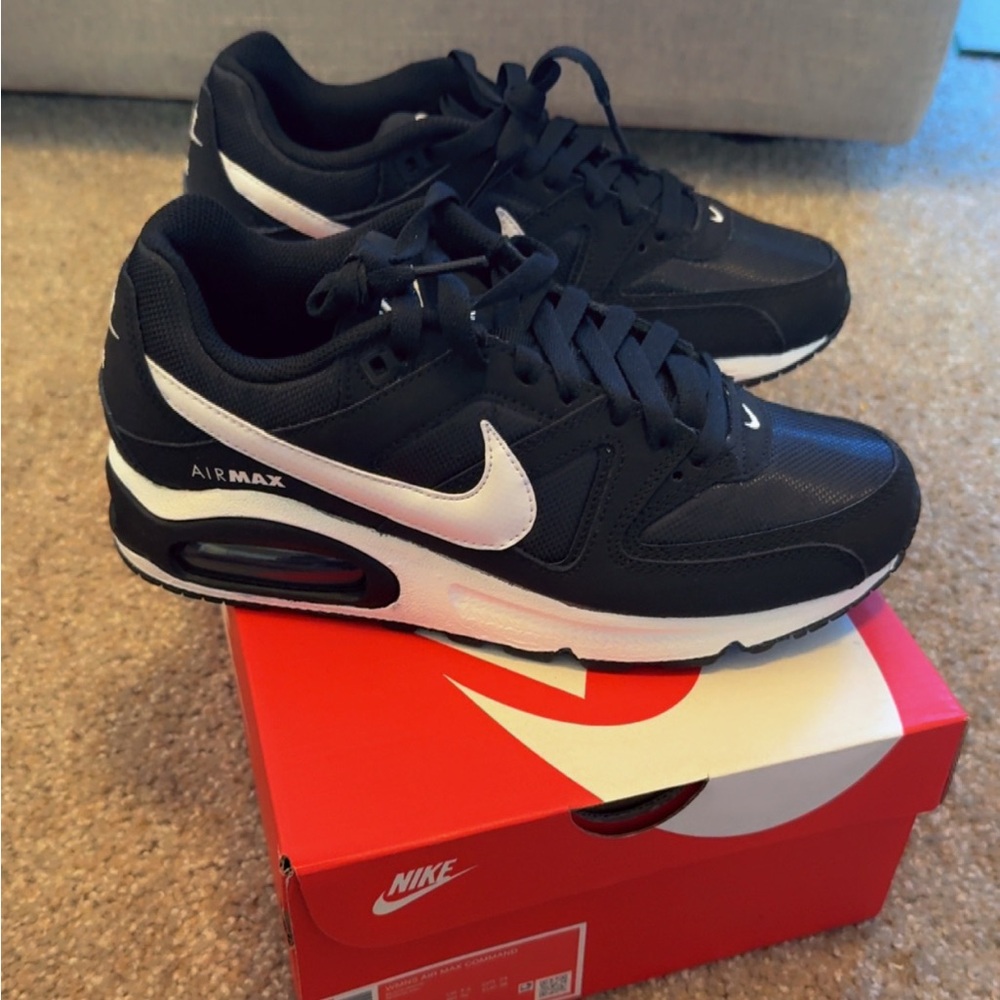 Nike Air Max Command Black- Women’s Size 7